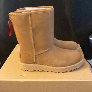 UGG Classic Short Boots
